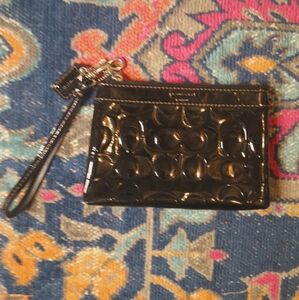 Vintage Coach C Logo Patent Leather Wristlet